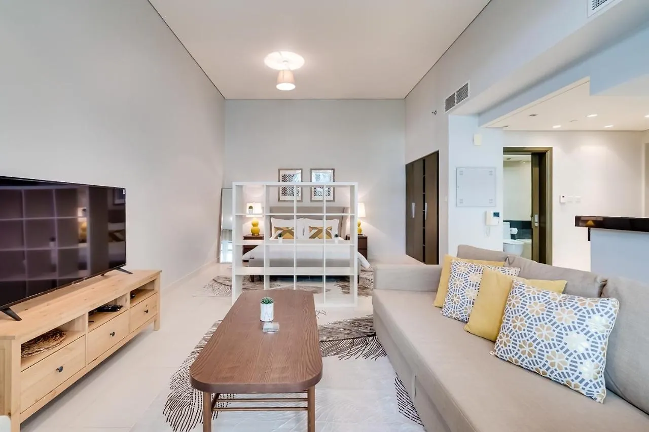 Oskena Vacation Homes -The Lofts Boulevard Downtown ドバイ